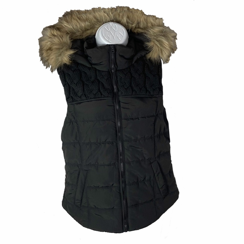 Aeropostale Puffer Vest with faux fur hood. Medium